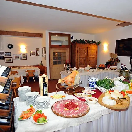 Hotel Derby 3*