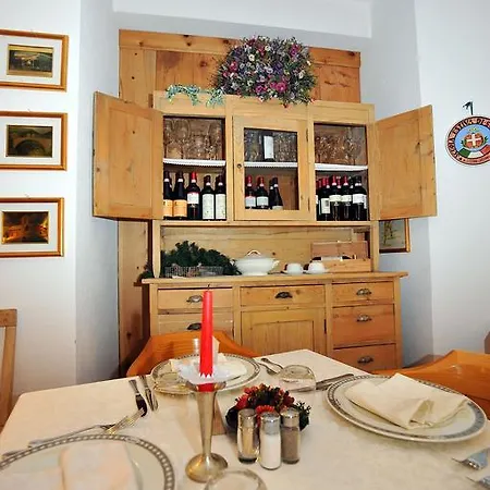 Hotel Derby 3*