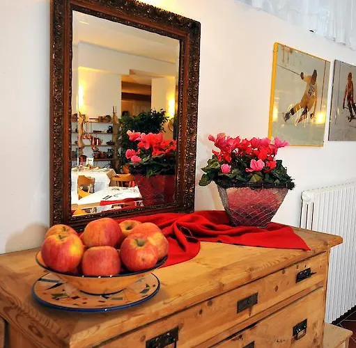 Derby 3* בורמיו