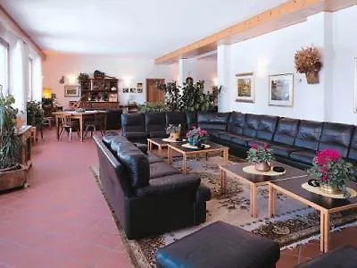 Derby Hotel 3*