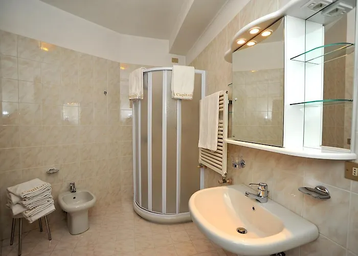 德比酒店 3* 博尔米奥