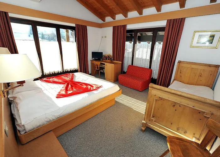 德比酒店 博尔米奥