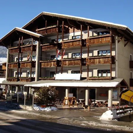 Hotel Derby 3*